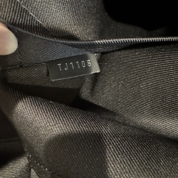 💯Authentic Louis Vuitton Discovery Backpack Monogram Eclipse Canvas. - Picture 12 of 16